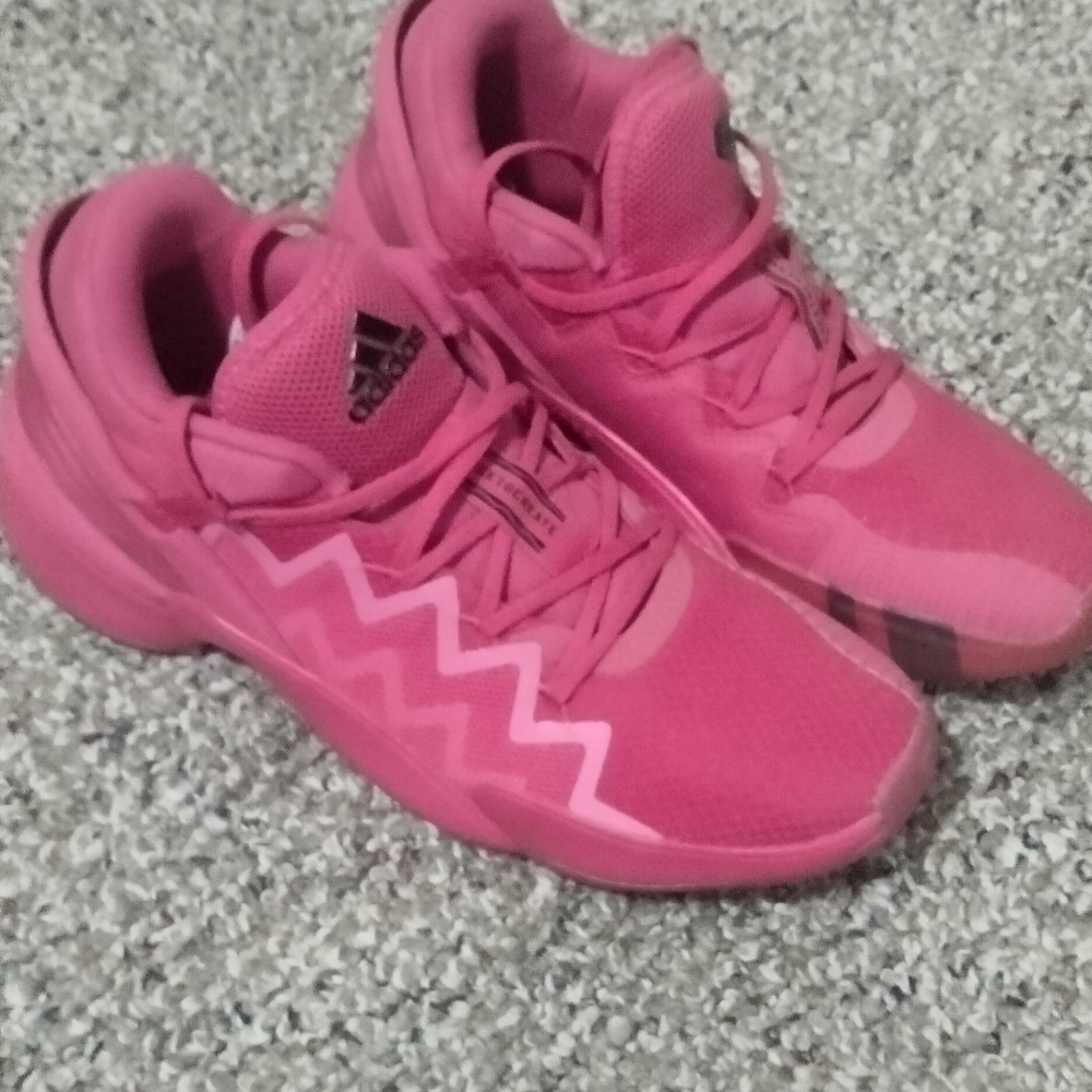 Adidas Men's DON issue 2 Size 11 Sneakers